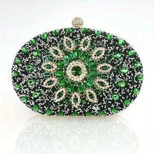 NEW Elegant Green and‎ Black Clutch